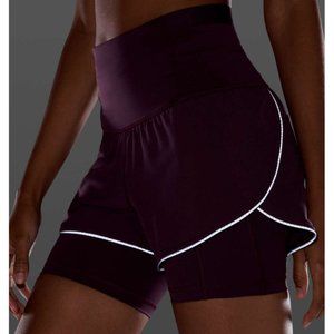 NWT Lululemon Fast and Free short Elite